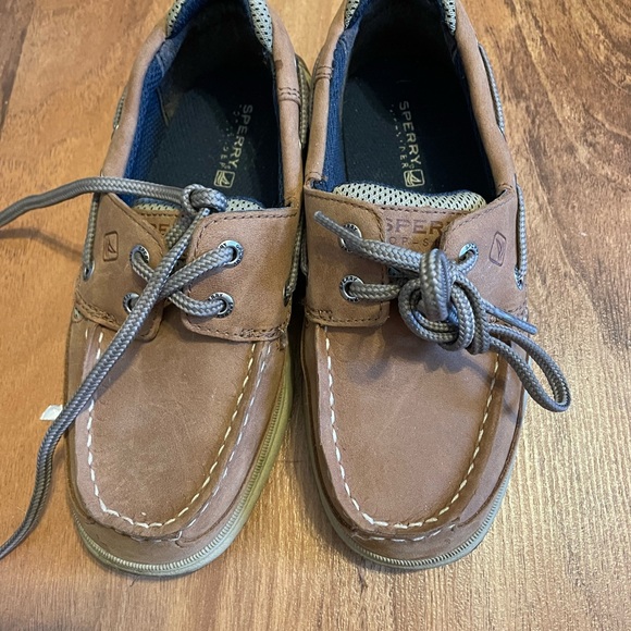 Shoes - Picture 3 of 3